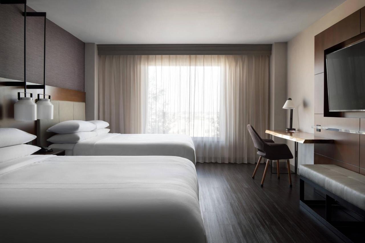 Visalia Marriott At The Convention Center Ξενοδοχείο Εξωτερικό φωτογραφία